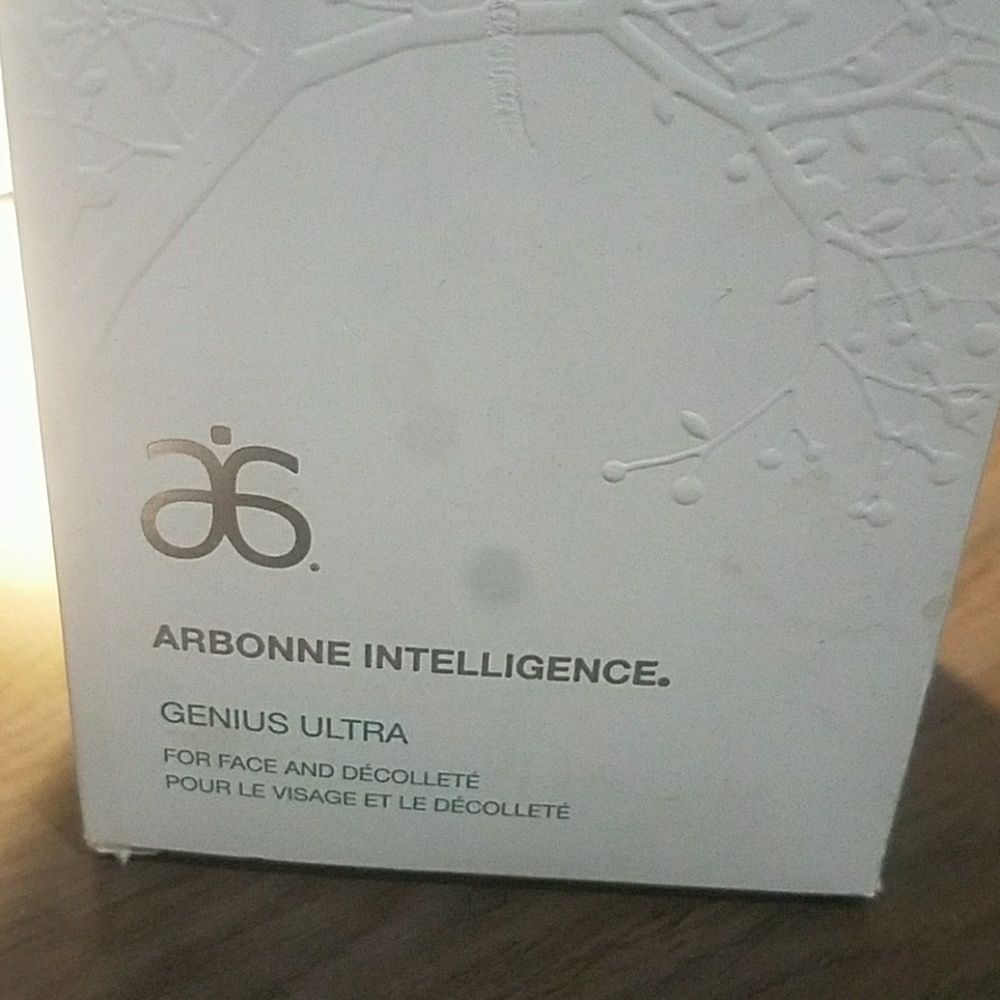 Arbonne Intelligence Genius Ultra